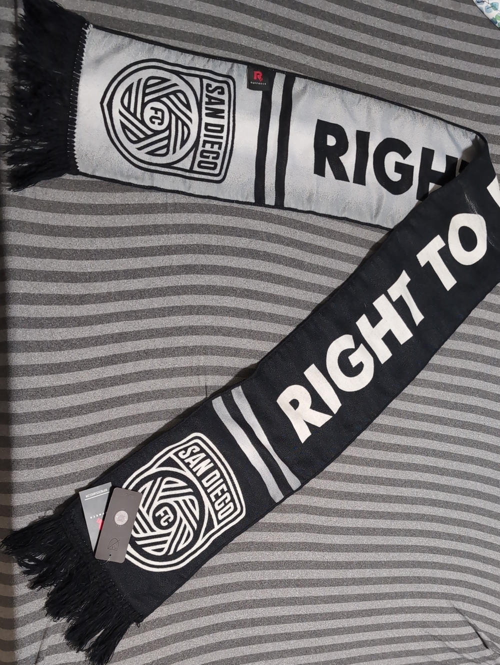 MLS SDFC NWT Black & White Scarf San Diego Soccer Fútbol ⚽